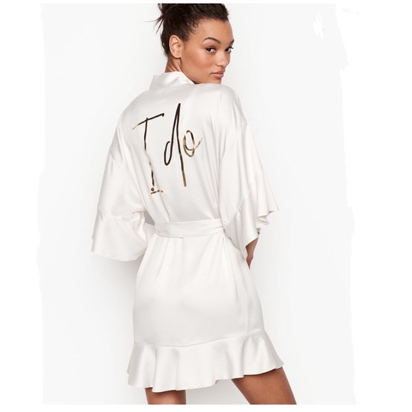 Victoria's Secret Satin Flounce "I Do" Kimono NWT - Picture 2 of 2